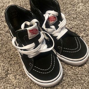 Toddler 8C Vans high tops